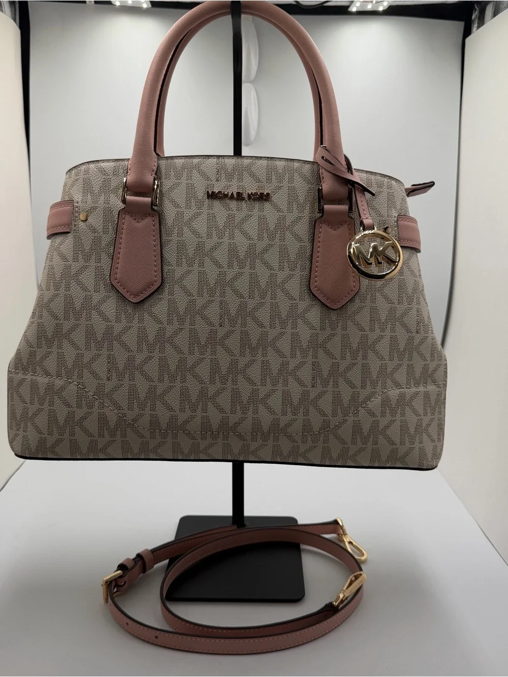 Michael Kors Lynn Large East West Signature Satchel with Dusty Pink Trim NWT